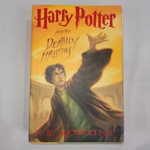 JK Rowling Harry Potter & the Deathly Hallows USA First Edition Hardcover Book